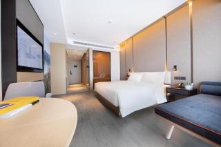 Atour Hotel Yibin West Railway Station - 3