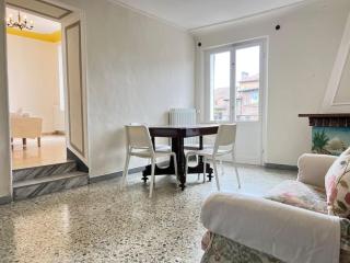Top Floor - Panoramic Roof View - Quiet and Central - 9