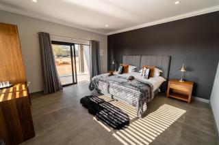 Leeuwkop Hunting Safaris - Kimberley - 0