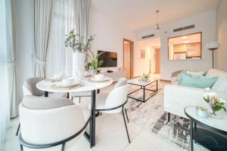 Hot Deal Modern 1BR at Iris Blue, Don't Miss Out by Deluxe Holiday Homes - 1
