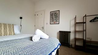 Thompson Apartments by Switchback Stays - 5