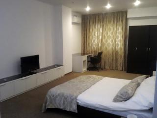 Uni88 Apart Hotel - 9