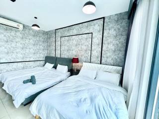 E 1-5Pax Cozy home 4 Bed Wifi TV Trefoil @Setia City Setia Alam SCCC - Setia Alam - 0