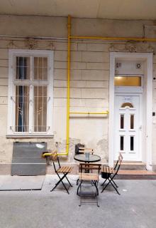 Michael Apartment with 2 Rooms near Gozsdu udvar - 1