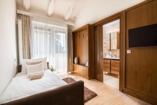 Botrytis Borhotel - 8