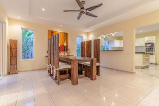Tropical Luxury 4BR Pool Villa with Game Area - Nong Prue - 3
