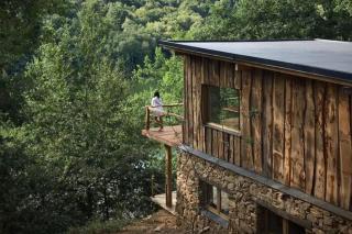 Private Estate with 3 Lake Houses, Sauna & Hot-tub - Castelnau-de-Mandailles - 4