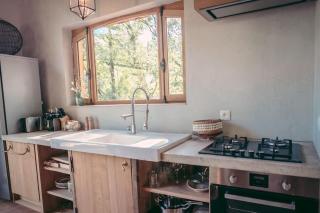 Private Estate with 3 Lake Houses, Sauna & Hot-tub - Castelnau-de-Mandailles - 2