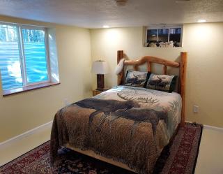 Swan Mountain View-Private Basement Suite/10 acres - Kalispell - 7