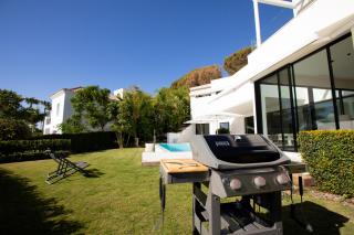 Villa Royale, moderna villa con piscina y vistas al mar - Marbella - 2