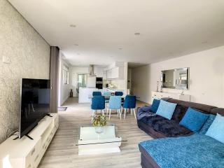 Uptown Apartment by LovelyStay - Funchal - 7