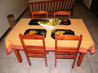 Maison charmante à Gros-Morne avec terrasse et jardin - 2