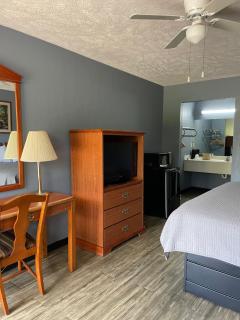 Deerfield Inn - Adamsville - 3