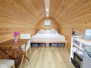 The Pod at Bank House Farm - Stafford - 8