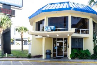 Beachfront with Free BEACH Service!Private balcony - Panama City Beach - 1