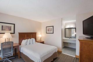 Best Western Inn - 4