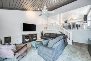 Huntington Lake Condo 115 - 4