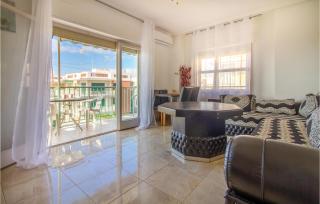 Nice Apartment In Santa Pola - 8