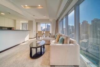 Overlooking Marina Canal Views from Living to Bedroom, The Address Residences, Dubai Marina by Deluxe Holiday Homes - Dubai - 8