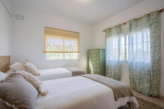 Villa Viñedo - Agradable Villa Rústica con Jardín - Sotillo de las Palomas - 2