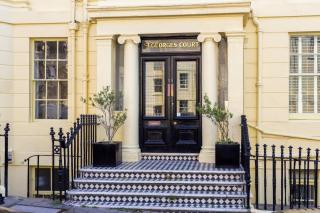 Sky View Double Bed Apartment in Brighton and Hove by MyHolidayLet - Brighton & Hove - 4