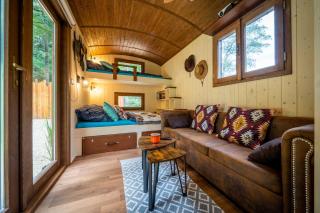 Golden Valley Glamping - Borotice - 1