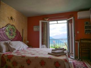 Η Φωλιτσα - Karpenisi - 1