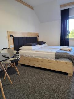 Karolowy pokoje&apartamenty - 2