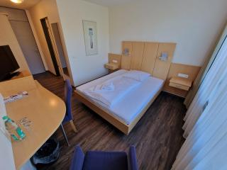 Nordic Avantage Hotel - Kiel - 3