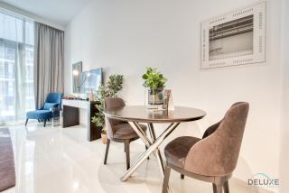 Luxuriant Studio at Golf Promenade 2A DAMAC Hills by Deluxe Holiday Homes - Dubai - 1