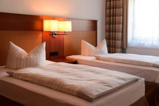 Olympia Hotel Suhl - Suhl - 4