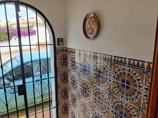 Delightful Burriana House with Magnificent Beach & Sea Views. - Nerja - 2