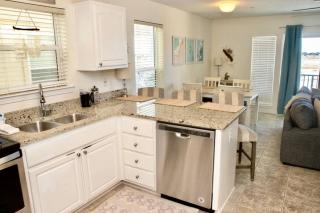 Gulf Island Condominium 321 - 3