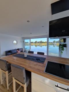 Hausboot auf dem Wangermeer - Wangerland - 2