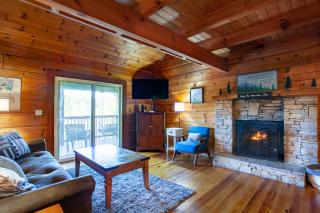 Smoky Mountain Sunset Hot Tub Grill and Game Room - 6