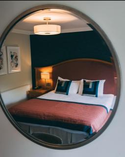 The Parkview Hotel - 0