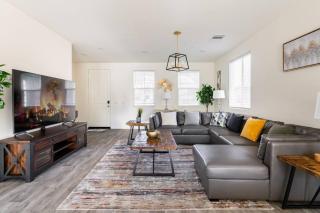 Spacious Modern Home in Sierra Lakes Fontana - 0