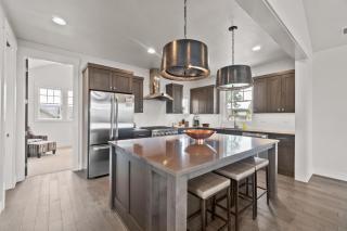 Stone home - Bend - 4