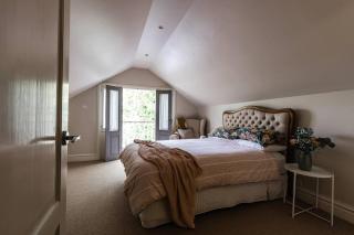Nest on the Hill - A Luxurious Escape - Red Hill South - 1