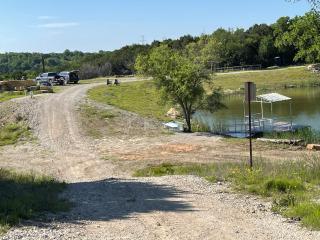 Reflection Cabin on Lake Godstone - Jacksboro - 4