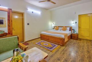 Ayushman Hotels - Manāli - 4