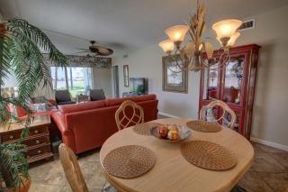 El Matador 110 - Ground floor unit with easy walk to the Beach! - Fort Walton Beach - 2