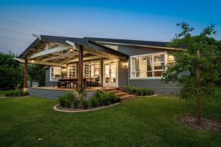 Kalinya Estate Platinum- Homestead, Lodge & Barn- up to 34 guests - Bargo - 3