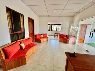 Hostal Punta Arena - Puerto Villamil - 4