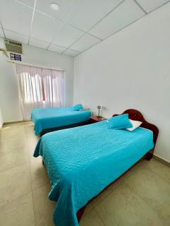 Hostal Punta Arena - Puerto Villamil - 6