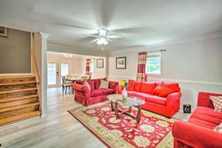 Picturesque Kennesaw Home with Private Backyard - Kennesaw - 5
