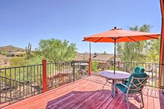 Dreamy Desert Studio with Deck and Pool Access! - Phoenix - 0
