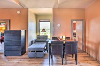 Dreamy Desert Studio with Deck and Pool Access! - Phoenix - 6