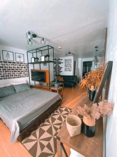 Black & Bold - 1BR Condo 50mbpsWIFI near SM Marilao - 8