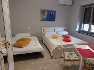 Studio Apartment Angelo - free private parking - Sarno - 6
